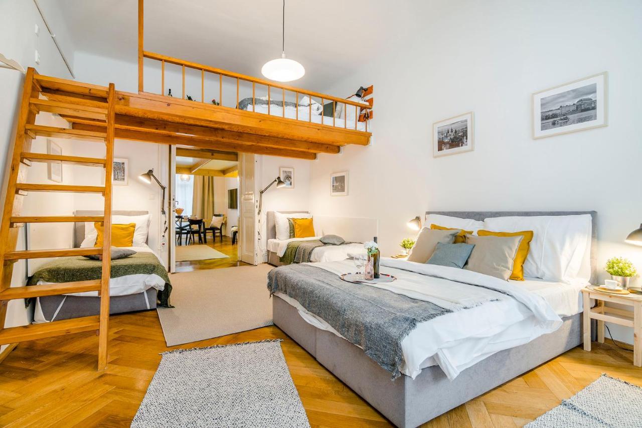 Florenc Apartments Prague 1 By Michal&Friends Bagian luar foto