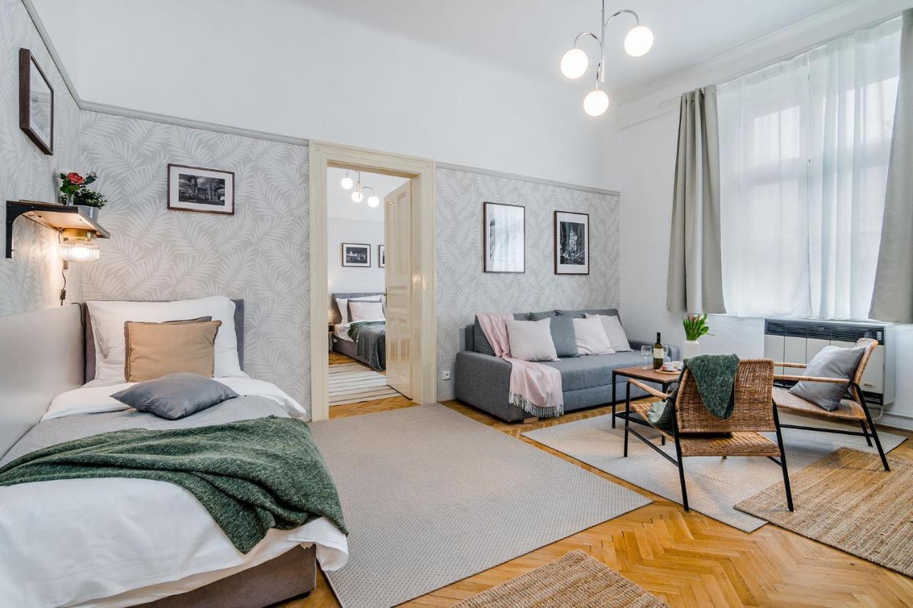 Florenc Apartments Prague 1 By Michal&Friends Bagian luar foto