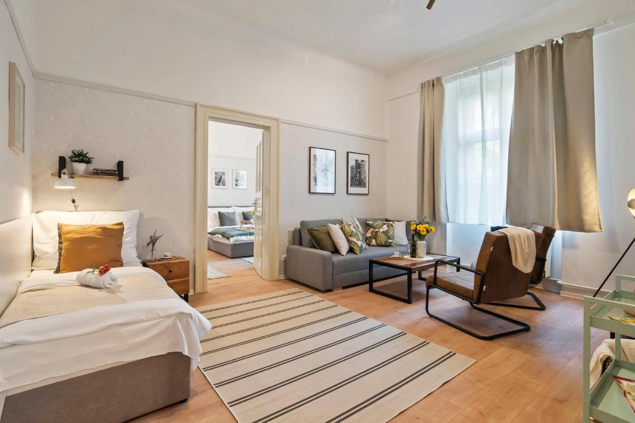 Florenc Apartments Prague 1 By Michal&Friends Bagian luar foto